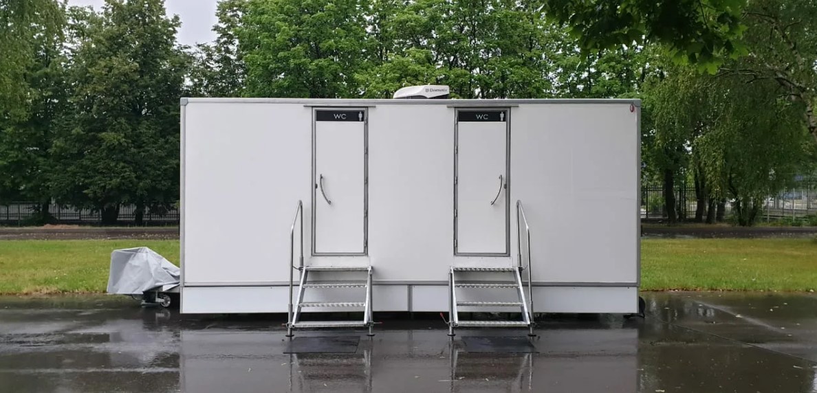 Аренда мобильных туалетных модулей на колесиках в Балашихе